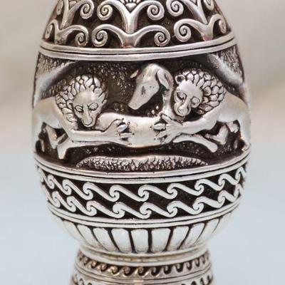 .999 SILVER HIGH RELIEF EGG WITH STAND GREECE