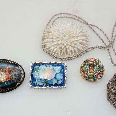 5 pc VINTAGE JEWELRY INCL STERLING