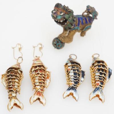 2 PAIR ENAMELED FISH EARRINGS & ANTIQUE MINIATURE FOO