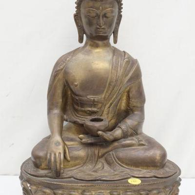 LARGE GILT BRONZE FIGURE OF BUDDHA STATUE