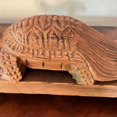 MLC019- Vintage Japanese Turtle Wood Carving