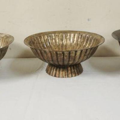 1036	LOT OF 3 WILLIAM LIPTON LTD HAND HAMMERED FOOTED BOWLS, APPROXIMATELY 10 1/2 IN X 4 1/2 IN HIGH
