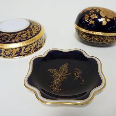 1003	LOT OF LIMOGES CHINA DRESSER ITEMS, COBALT & GILT ROUND 6 IN COVERED BOX, ORNATE HINGED EGG SHAPED BOX & SMALL DISH
