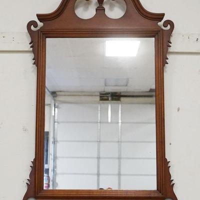 1236	MAHOGANY CHIPPENDALE STYLE MIRROR, APPROXIMATELY 27 IN X 44 IN
