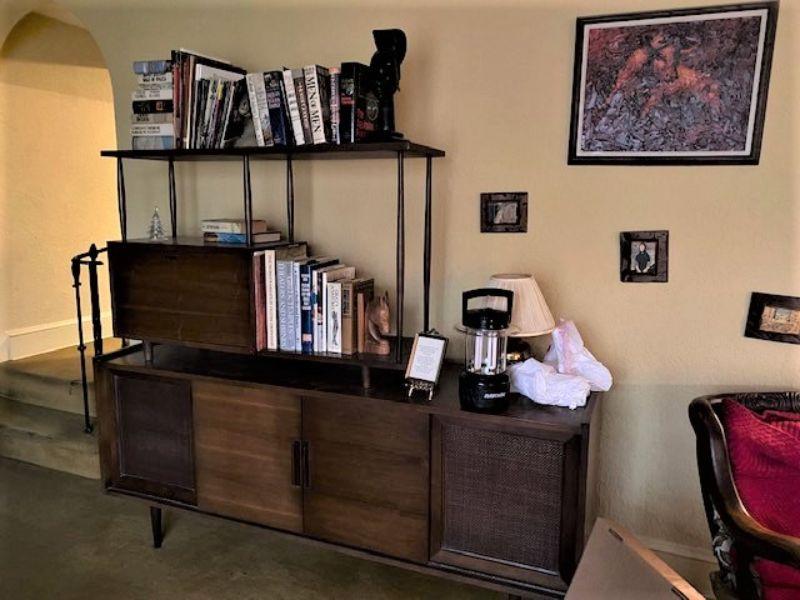 Manhasset Tag Sale by Mona