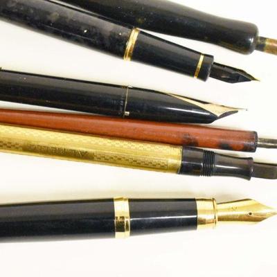 Waterman's 0552 1/2 + Various Fountain Pens