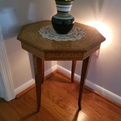 Inlaid octagon table