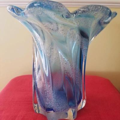 Art glass vase