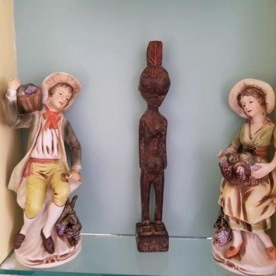 Carved African figurine, pair of Homco, Italian figurines