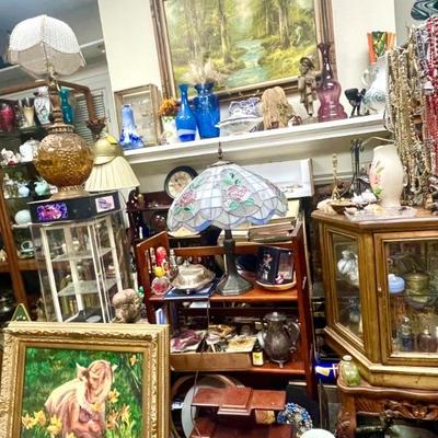 Estate sale photo