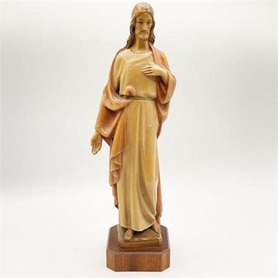 Lot 119
Vintage Carved Jesus Figurine