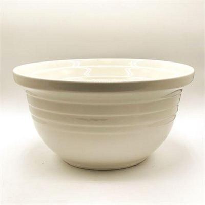 Lot 186
Fitz and Floyd Nesting Mixing Bowl Set