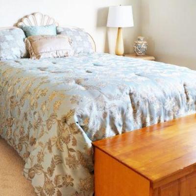 Queen Size bed - mattress and box springs