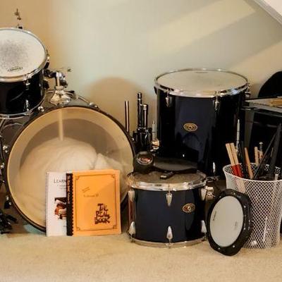 COMPLETE drum set  - 4 drums, sticks and stands