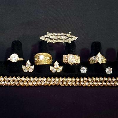 ENDING THURSDAY NIGHT!  All Bids Started at $1. No Reserves! 
CTBIDS Online Auctions Powered by Caring Transitions of Augusta....