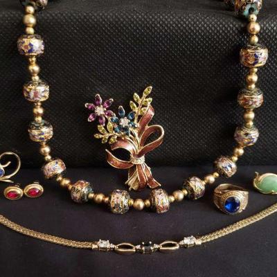 ENDING THURSDAY NIGHT!  All Bids Started at $1. No Reserves! 
CTBIDS Online Auctions Powered by Caring Transitions of Augusta....