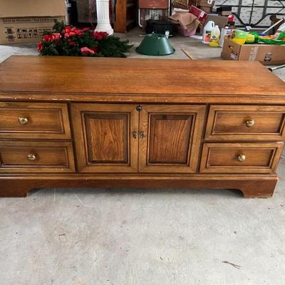 Lane blanket chest $260