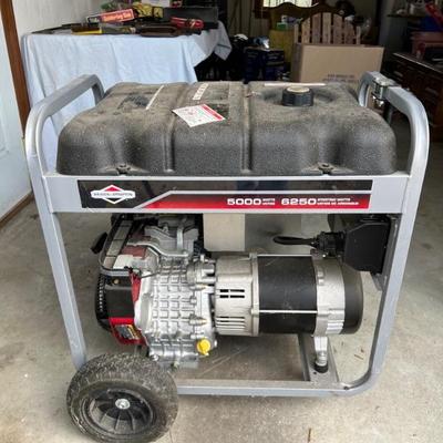 Briggs & Stratton generator $300