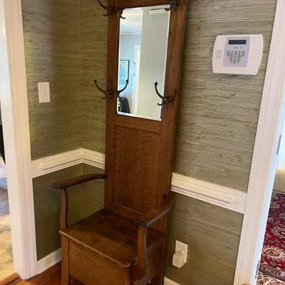Tiger Oak Hall Tree w/storage bench $325