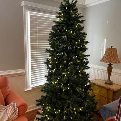 7 1/2â€™ Christmas tree with string lights $60