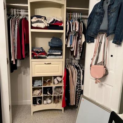 Teen clothing & shoes
American Eagle, Vans, Air Jordan, 