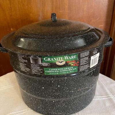Graniteware canner w/rack