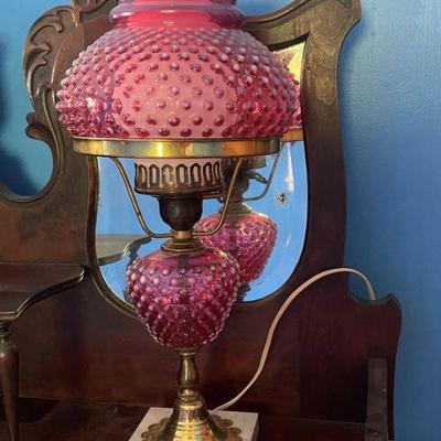 Pink Hobnail lamp w/marble base