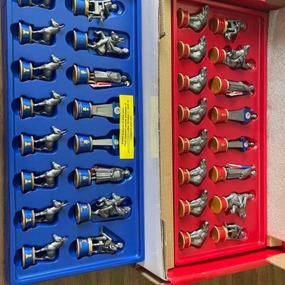 Battle for the White House checker/chess set