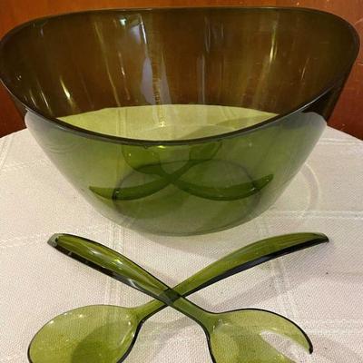 large green plastic salad server bowl