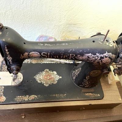 old sewing machines
