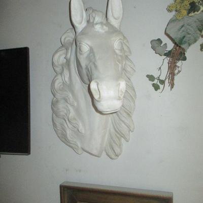 White Fining Ceramic Horse  
