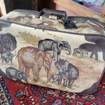 Lark soft suitcase with African animals 20 x 13 x 8