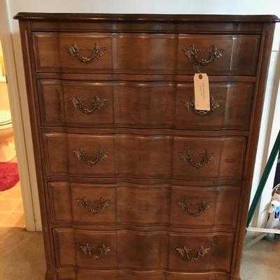 Chest of drawers $179
33 X 20 X 48