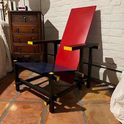 Iconic Gerrit Reitveld Memphis chair, red, yellow, blue and black, signed Cassina