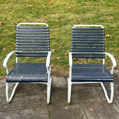 (2pc) PAIR STRAP PATIO CHAIRS | Cantilever outdoor lounge / armchairs with white frame and navy blue straps - l. 30 x w. 23 x h. 40 in. 