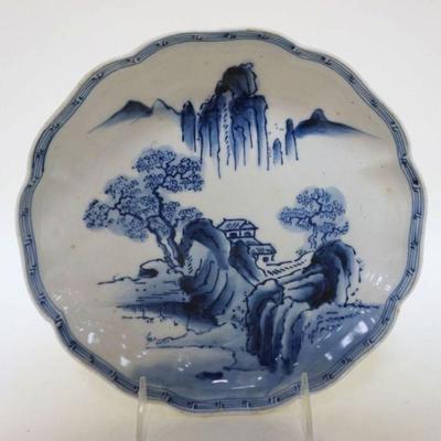 1096	ASIAN PORCELAIN DISH, APPROXIMATELY 8 1/2 IN
