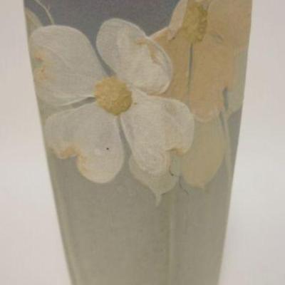 1186	WELLER ART POTTERY VASE *HUDSON FLORAL* PANELED SIDES, APPROXIMATELY 9 3/4 IN H
