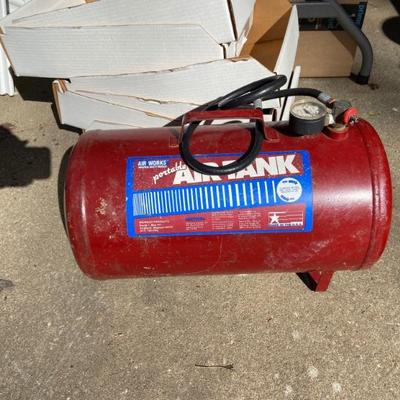 Air tank