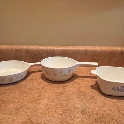 3 small Corning ware bowls w/no lics
