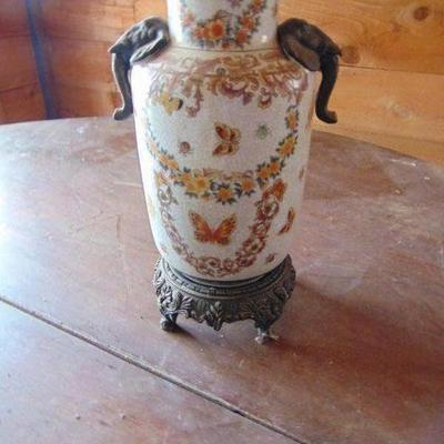 decorative vase 