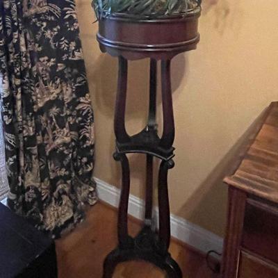 round top wooden plant stand