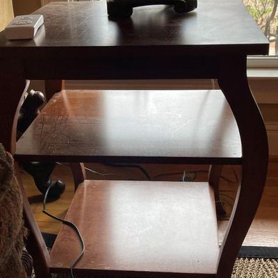 end table with 2 shelves