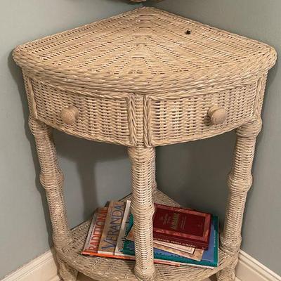 wicker table w/2 drawers