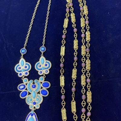 Life Style multi blue necklace / gold tone & purple bead necklace