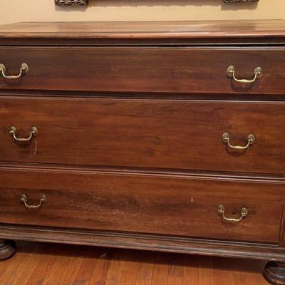 3 drawer chest