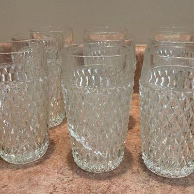 set of 9 - Indiana glasses ( cracks)