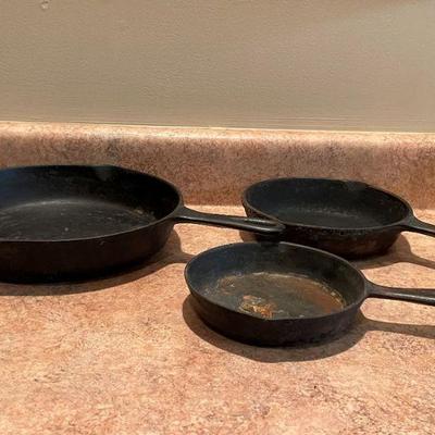 #8, #5, #3 cast iron skillets