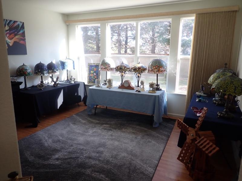 Large Upscale Rio Vista Estate Sale, Stained Glass Lamps, Great Yard