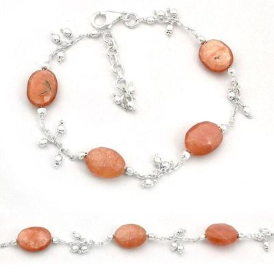 We have tons of gold and sterling silver jewelry options to choose from that are perfect for a Valentine's Day gift (or to treat...