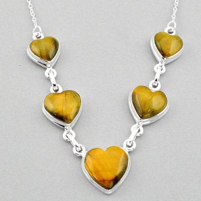 We have tons of gold and sterling silver jewelry options to choose from that are perfect for a Valentine's Day gift (or to treat...